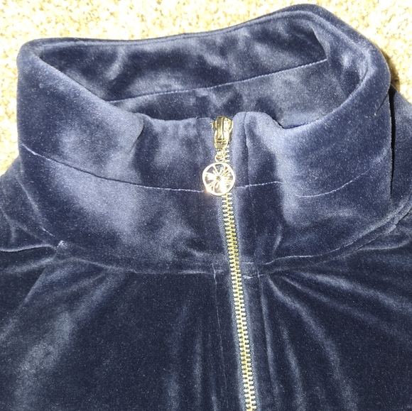 Lilly Pultzer Navy Pullover with Pink Accents, Velour, EUC - Picture 5 of 5